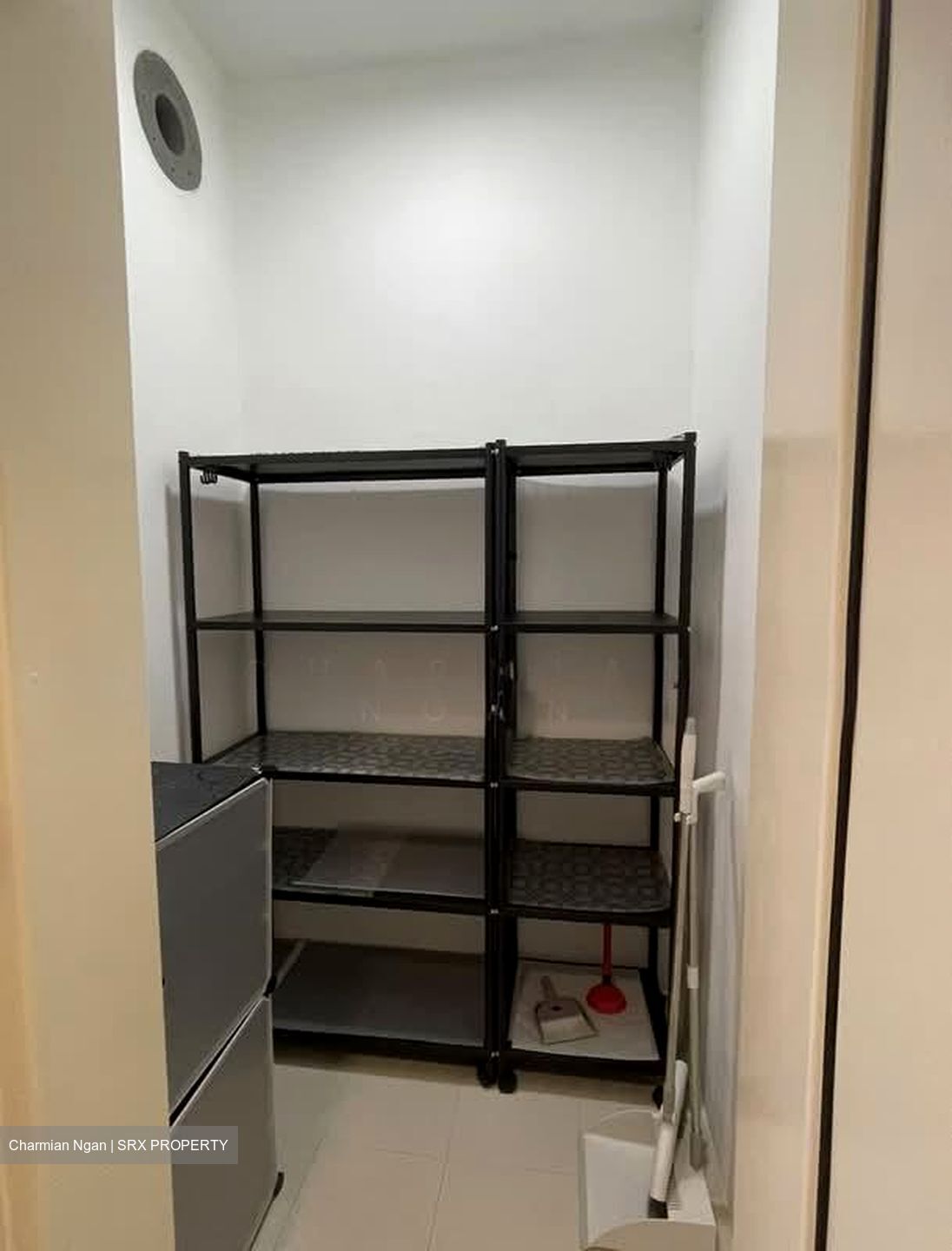 Centra Residence (D14), Apartment #557127181